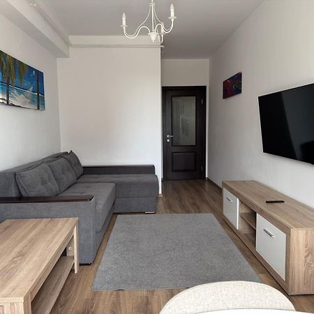 Rivera Apartments - Premium Accomodation Iasi Buitenkant foto