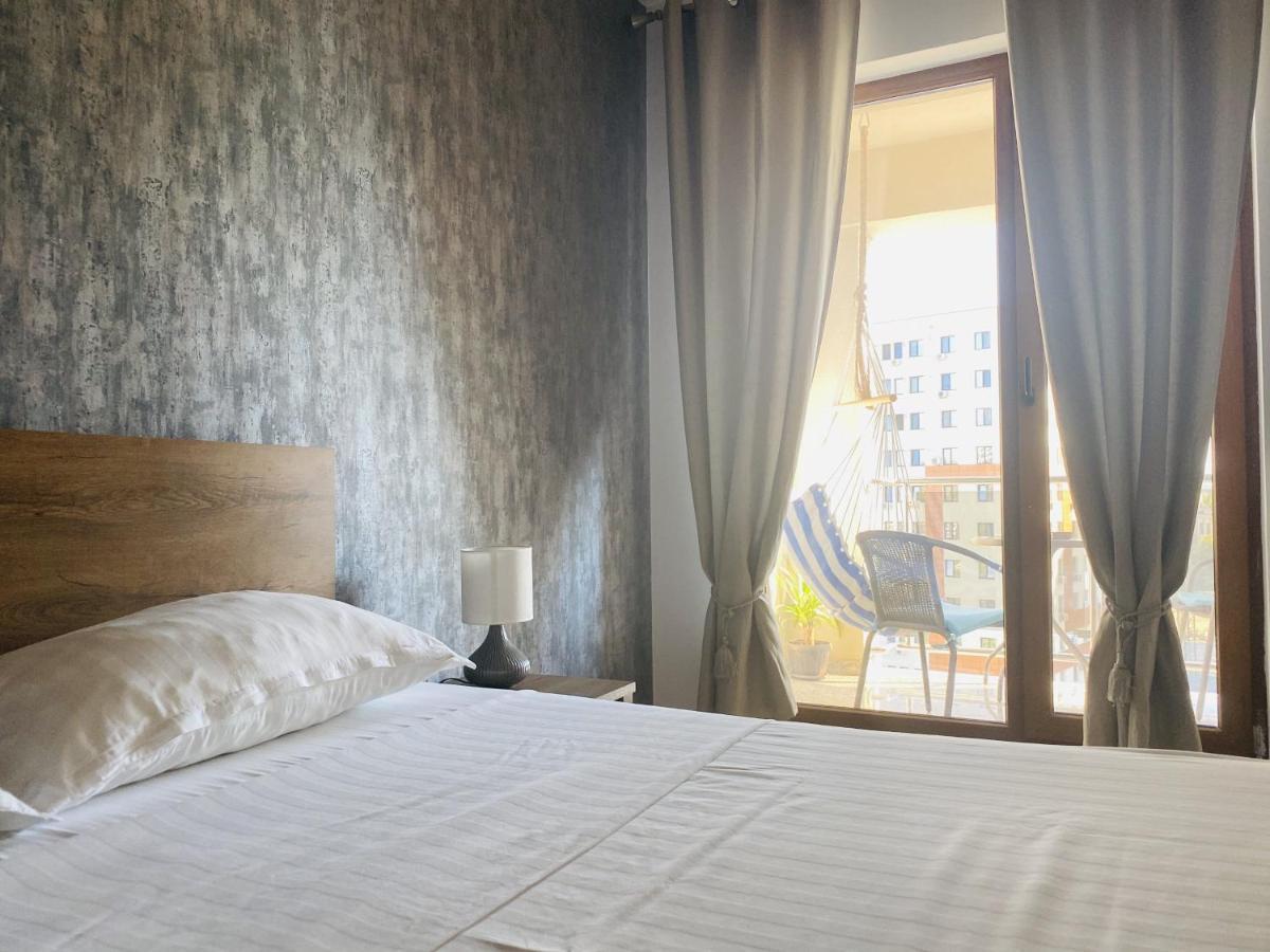 Rivera Apartments - Premium Accomodation Iasi Buitenkant foto