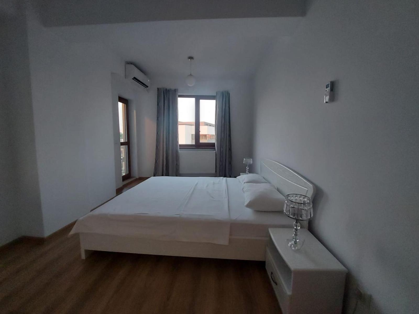Rivera Apartments - Premium Accomodation Iasi Kamer foto