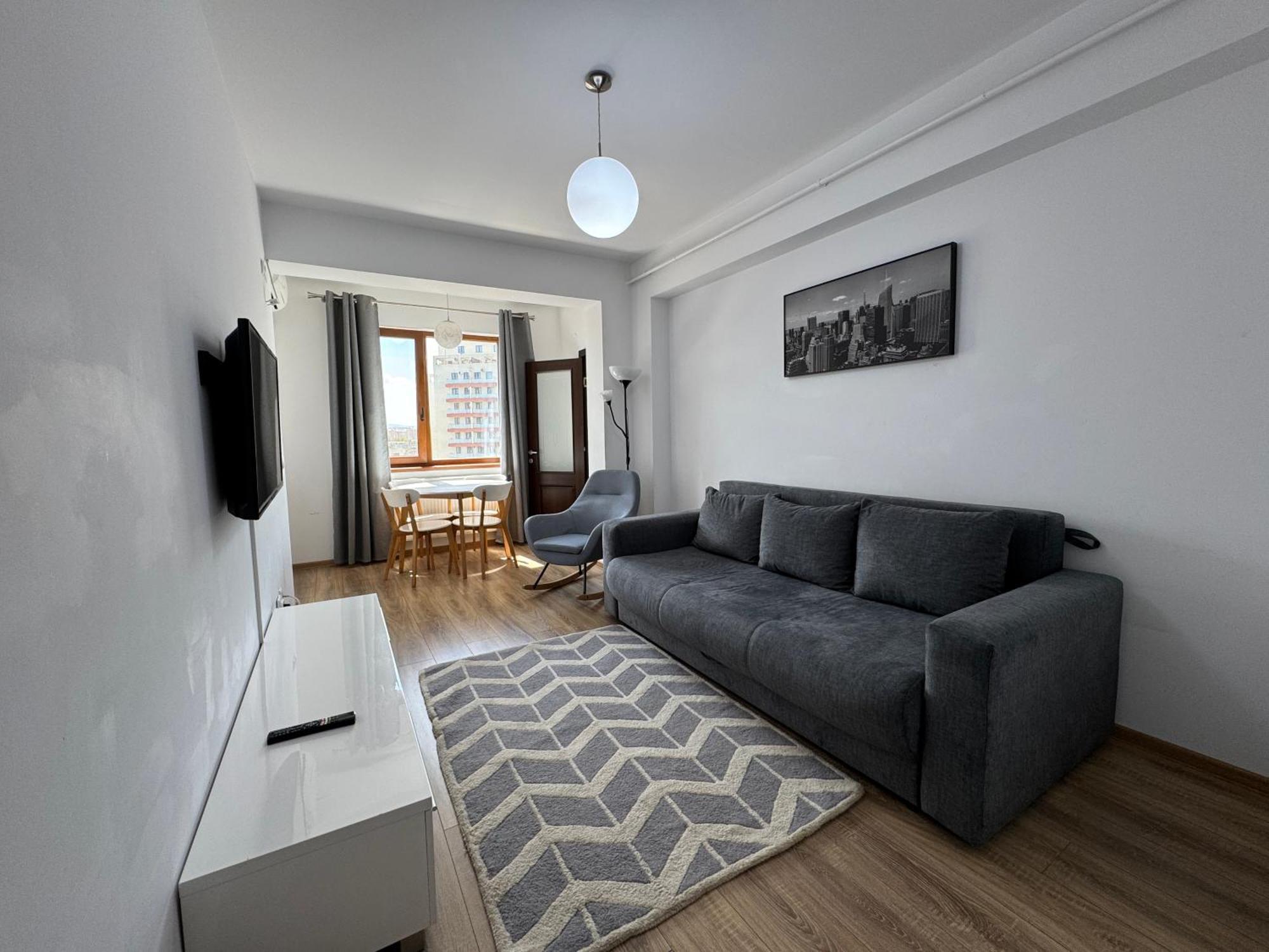 Rivera Apartments - Premium Accomodation Iasi Buitenkant foto